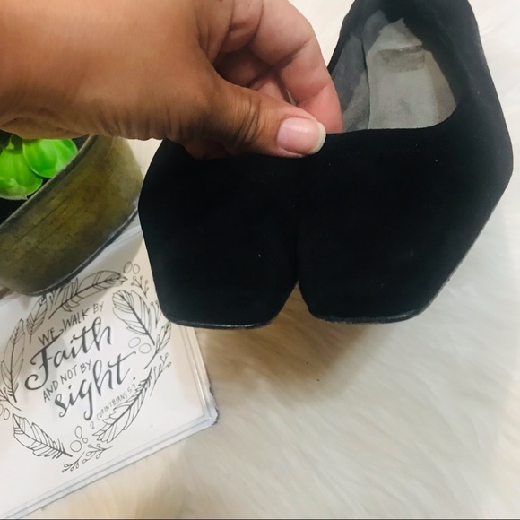 Stuart Weitzman Square Toe Suede Block Heels 7.5M - Picture 5 of 10